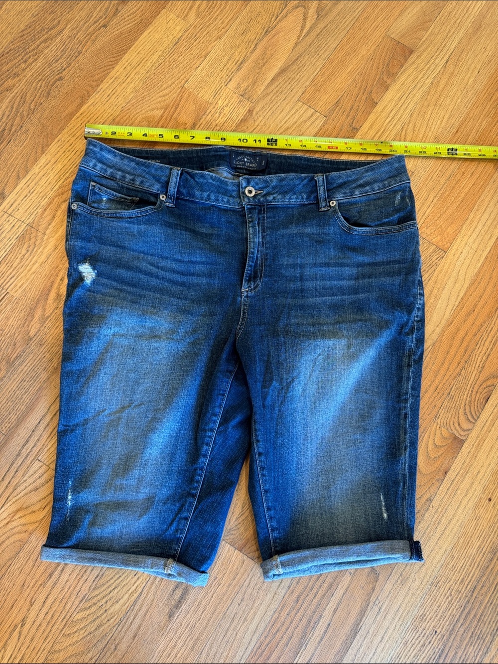 Lucky Brand Rolled Hem Dark Blue Denim Women's Long Shorts Size: 20W - Picture 4 of 10